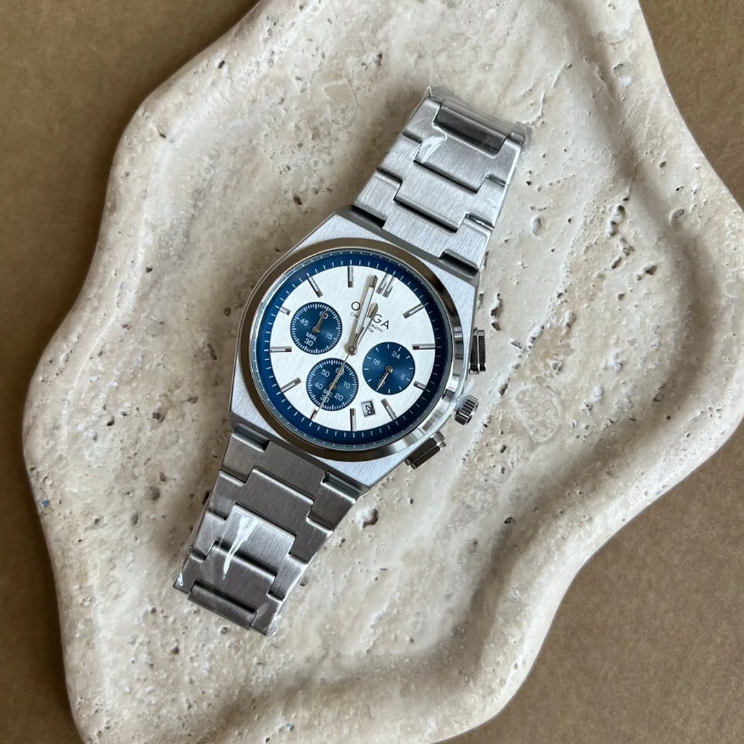 All-Weather Men’s Watch – Multi-Function, Waterproof, Night-Ready