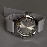 Silver-Grey Silicone Strap Quartz Watch for Men – Large Dial, Sporty & Modern
