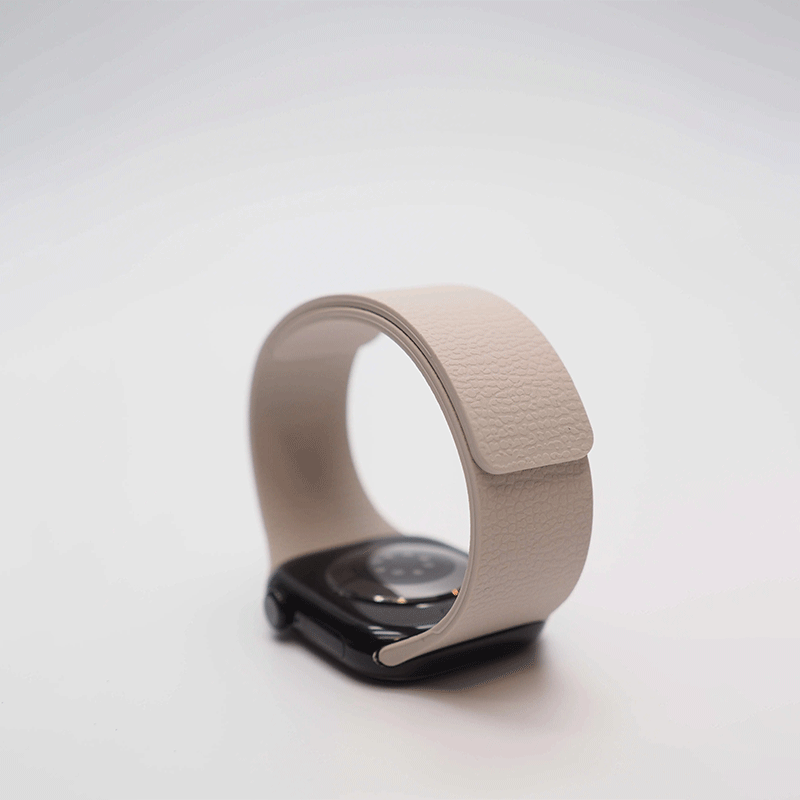 Minimalist Magnetic Silicone Apple Watch Band