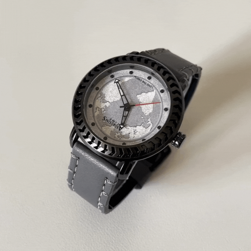 Wasteland-Inspired Men's Quartz Watch – Earth Dial with Grey Leather Strap