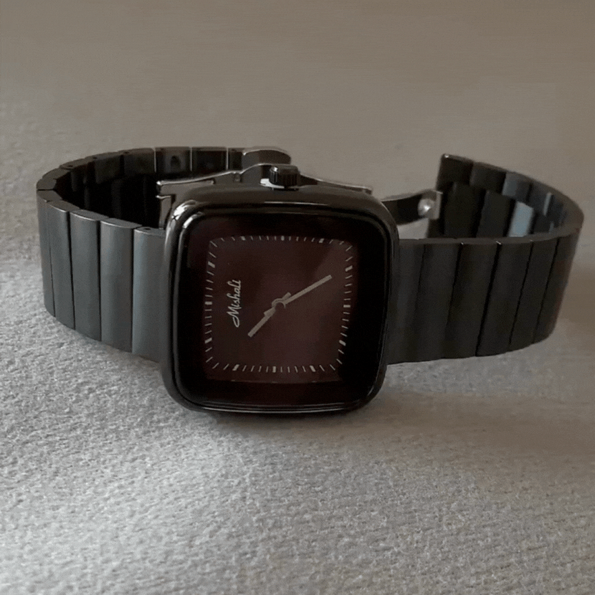 Minimalist Black Square Quartz Watch for Men – Bold Dial, Urban Edge