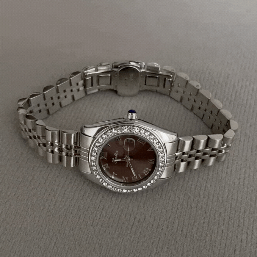 Brown Dial Men's Quartz Watch – Silver Strap, Minimalist Modern Classic