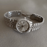 Grey Dial Men's Quartz Watch – Silver Strap, Minimalist Urban Aesthetic